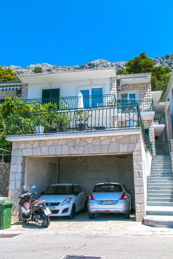 Apartments With A Parking Space Brela, Makarska - 16603 Eksteriør bilde