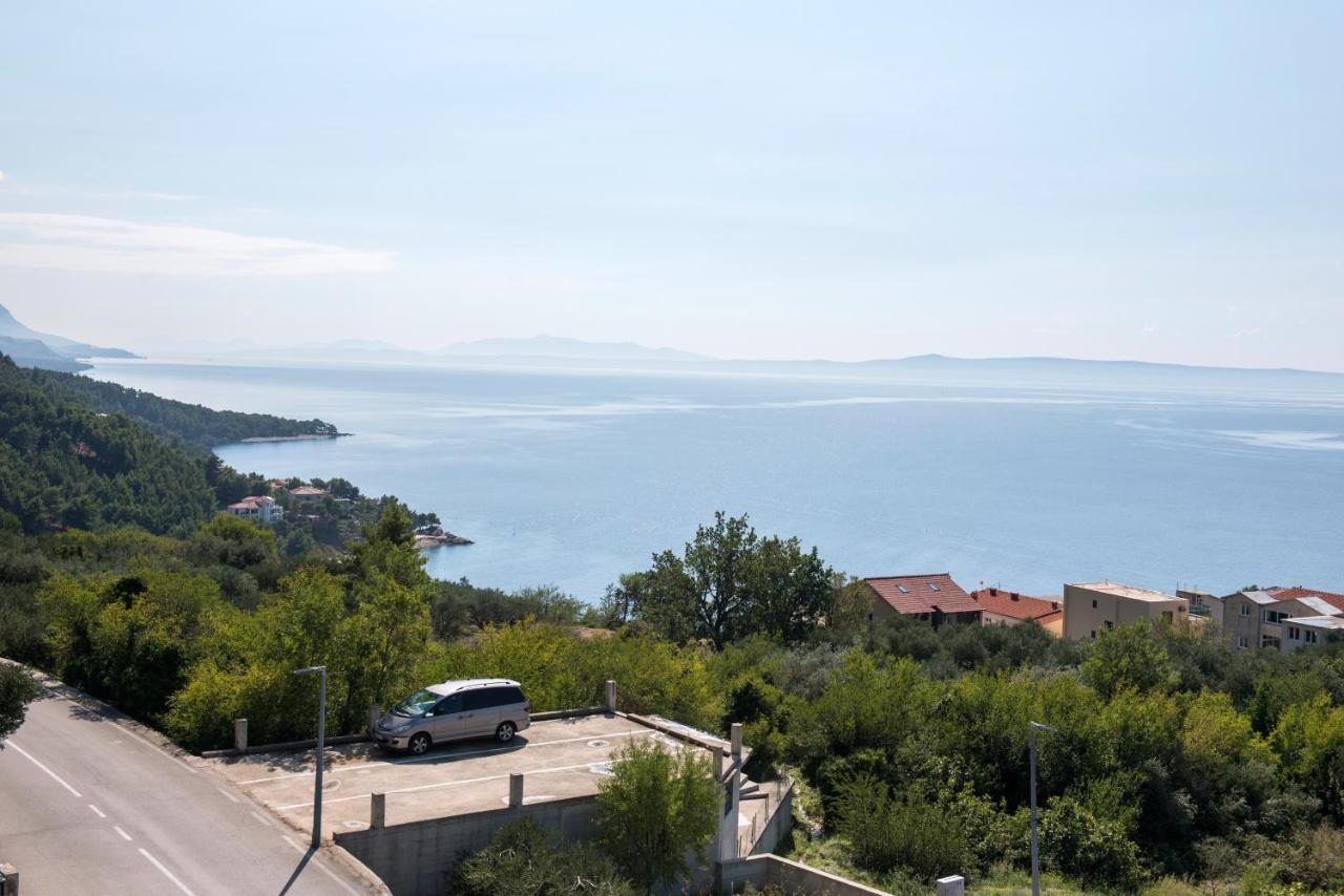 Apartments With A Parking Space Brela, Makarska - 16603 Eksteriør bilde