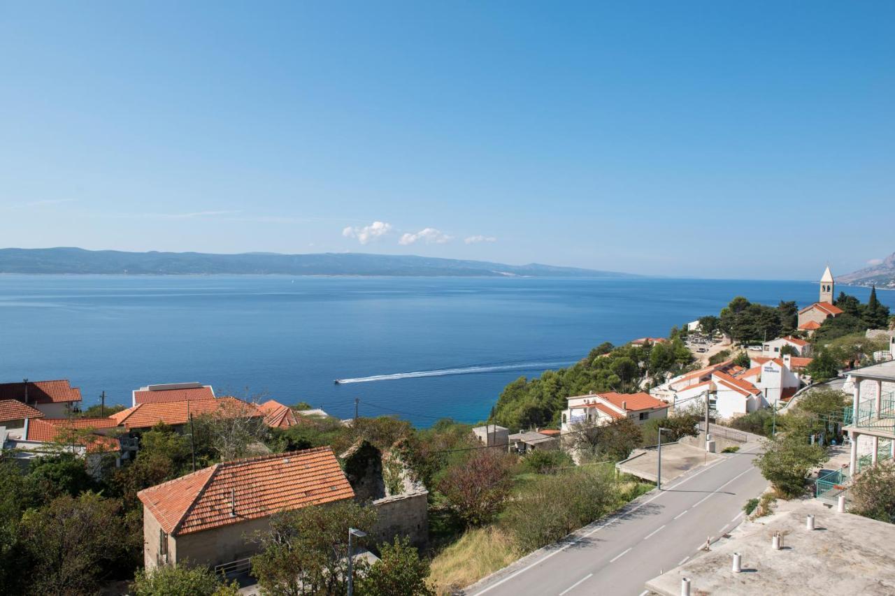 Apartments With A Parking Space Brela, Makarska - 16603 Eksteriør bilde